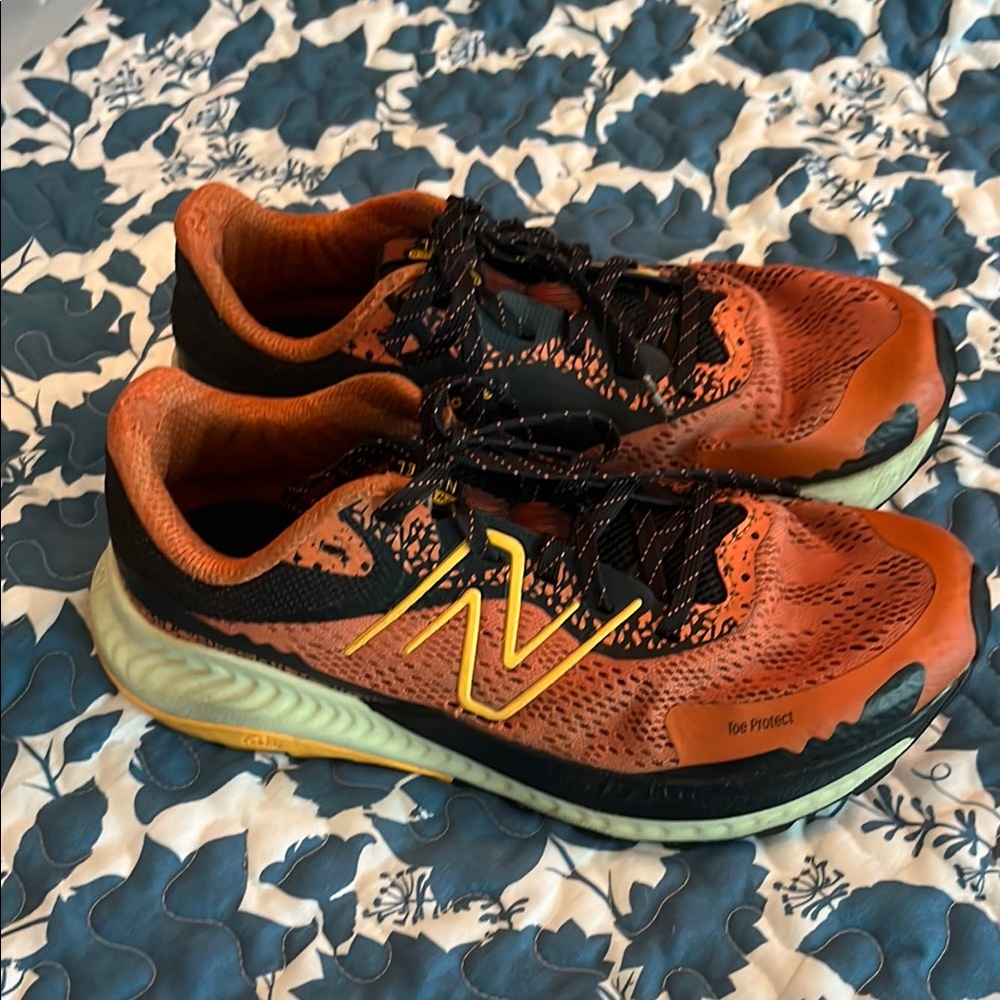 New Balance Dynasoft Nitrel Orange and Black Running Shoes.